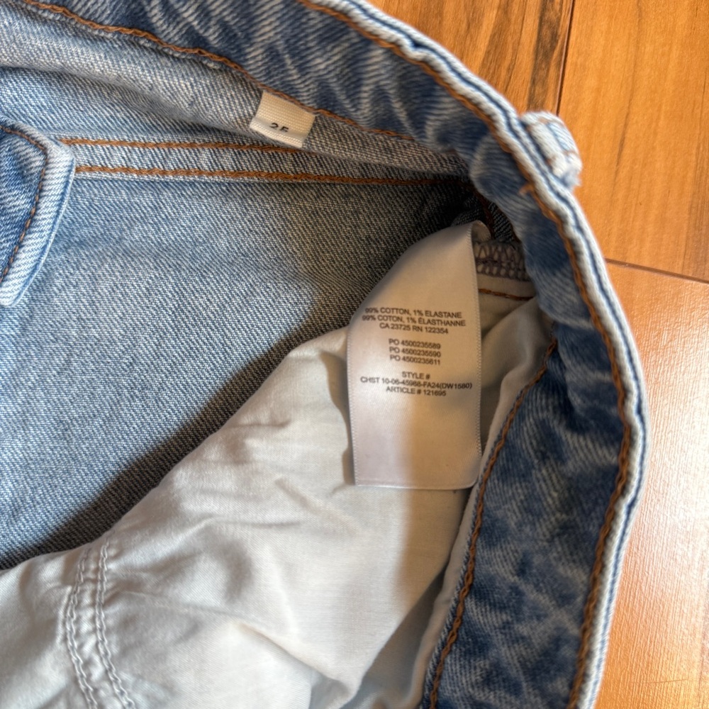 Aritizia Denim Forum Light Blue High-Rise Straight Jeans - Picture 6 of 8